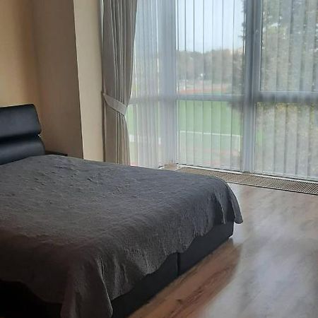 Jaukus Apartamentai Apartment Šiauliai Exterior foto